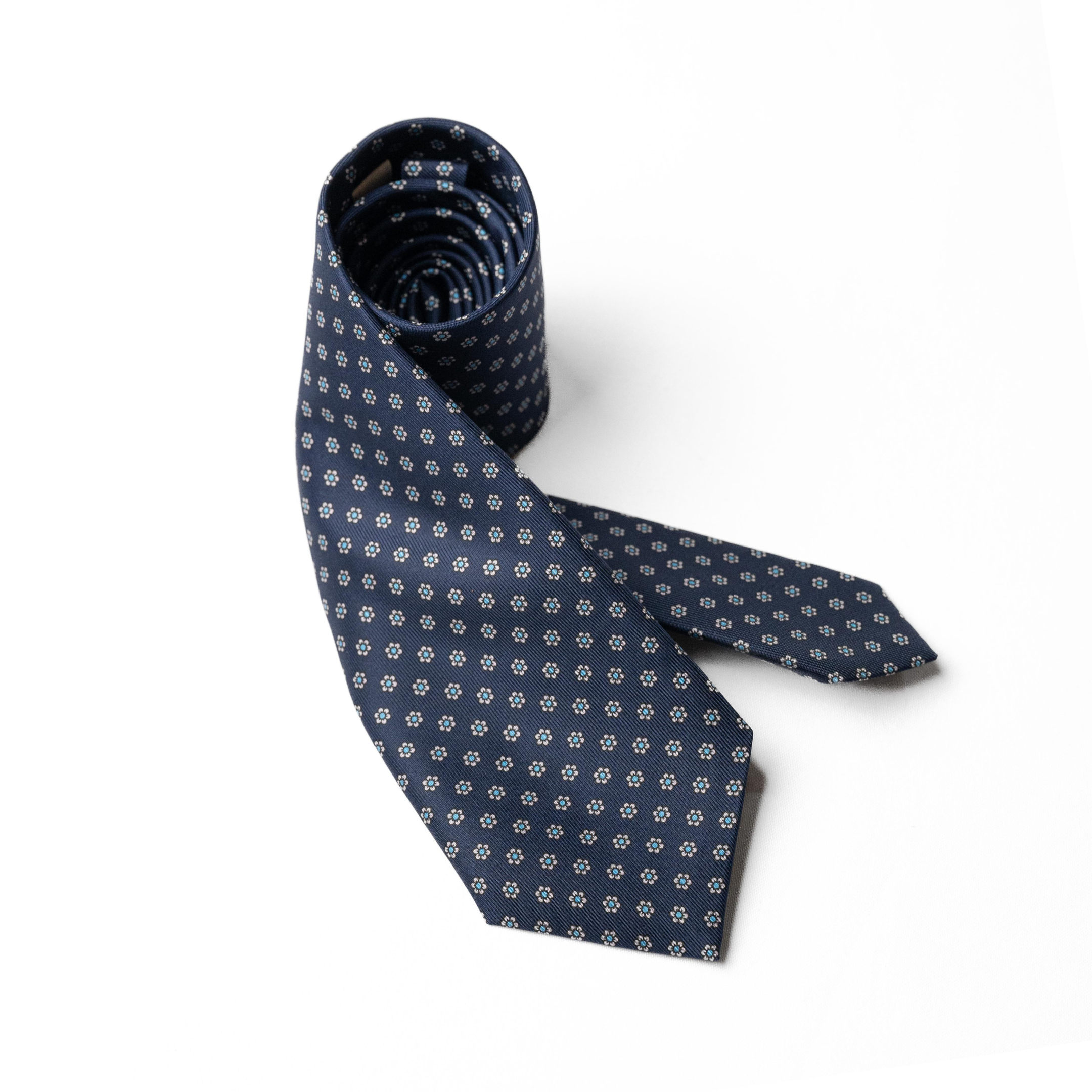 Handprinted Flower Tie in Navy