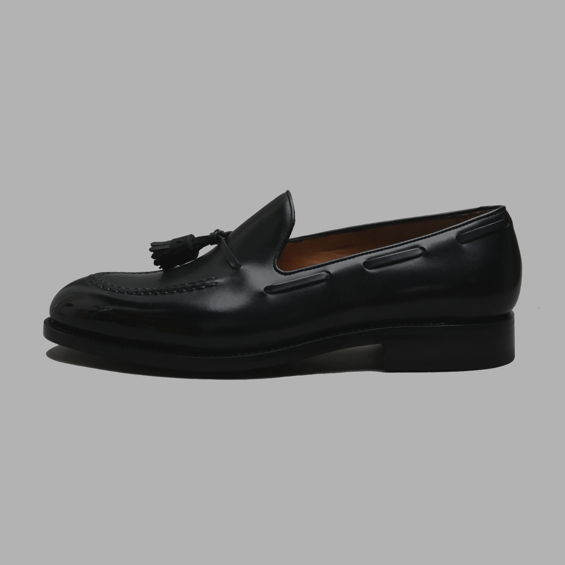 Tassel Loafer in Black Calf Leather