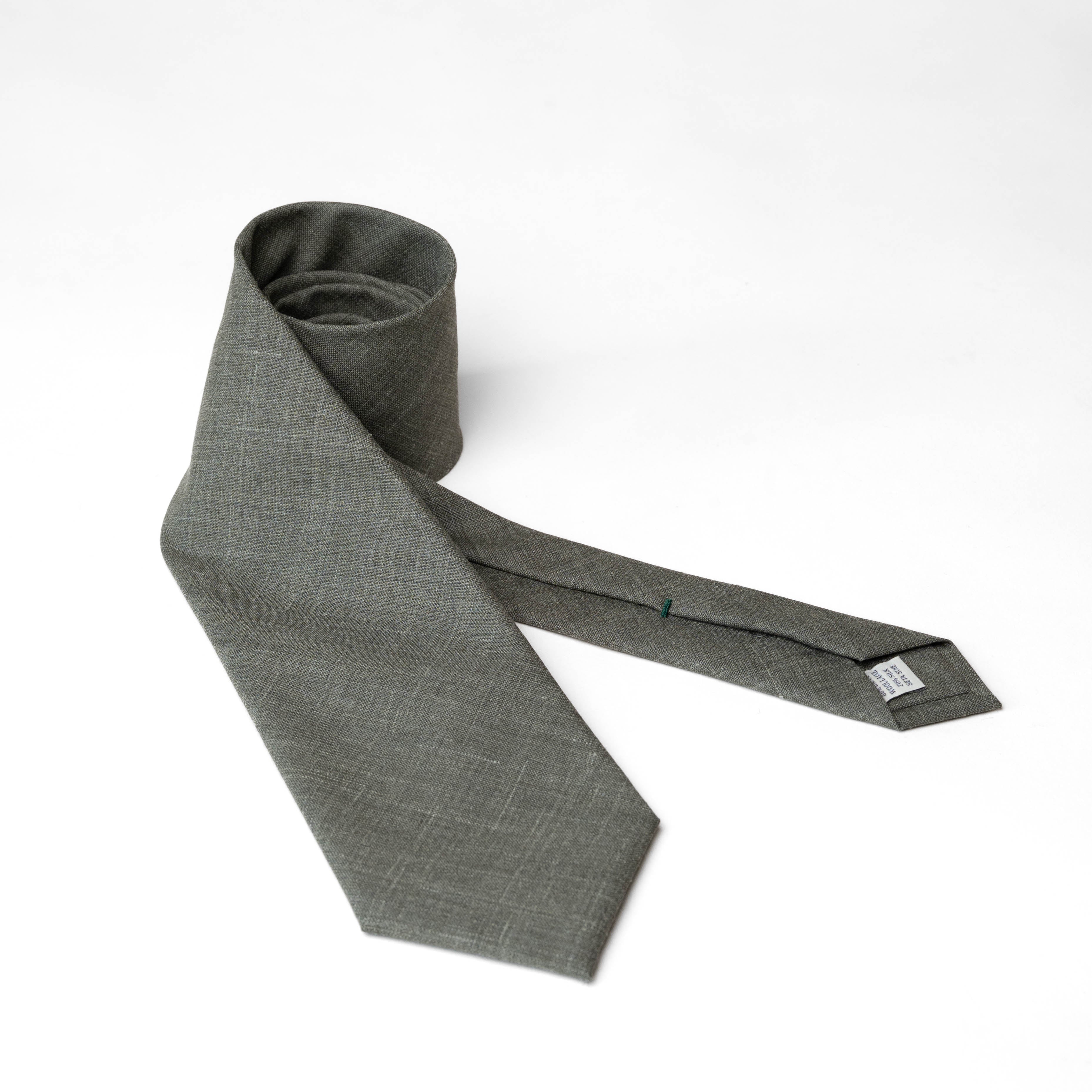 Wool–Silk–Linen Tie in Sage Green