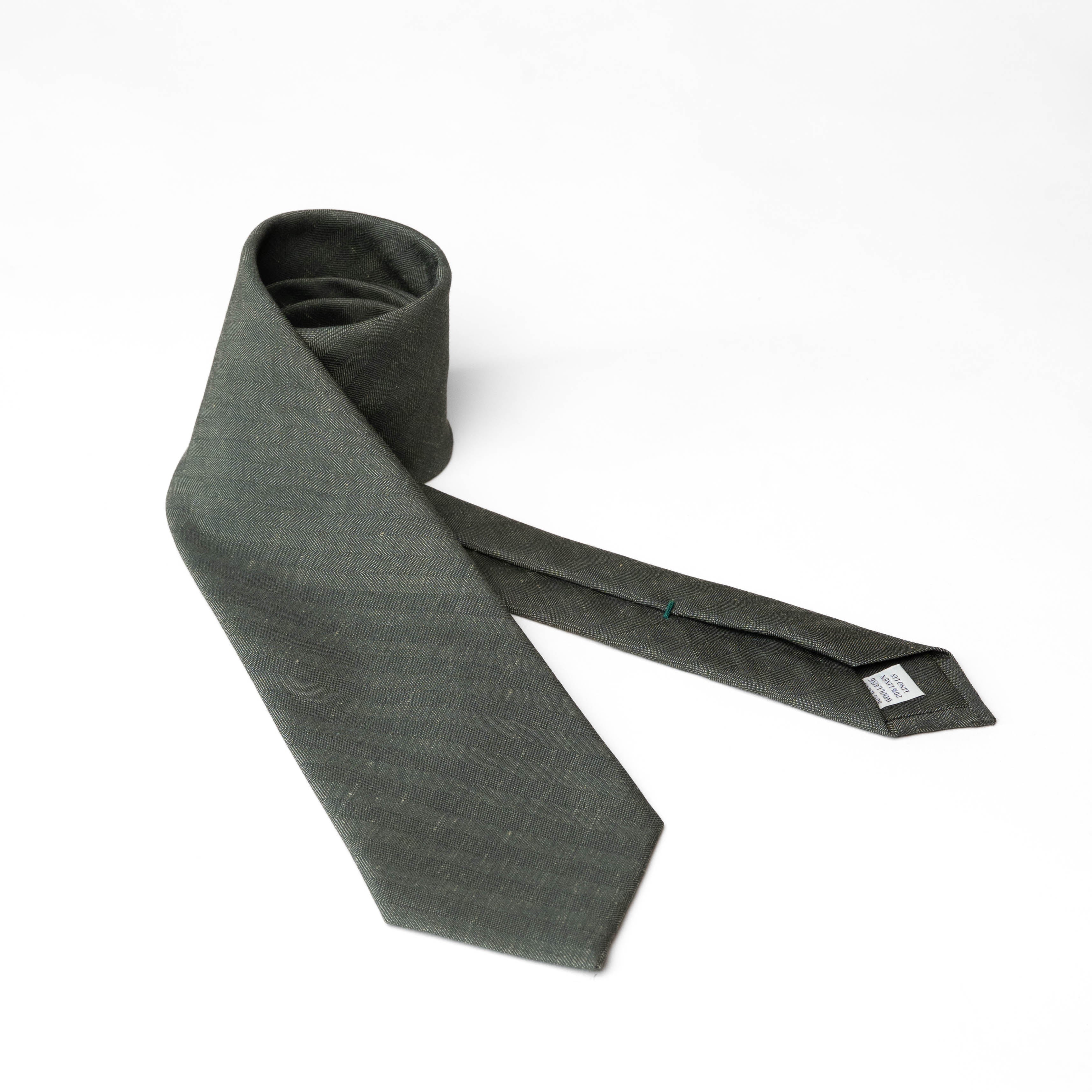 Wool–Silk–Linen Tie in Forest Green